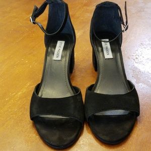 Steve Madden black high heels